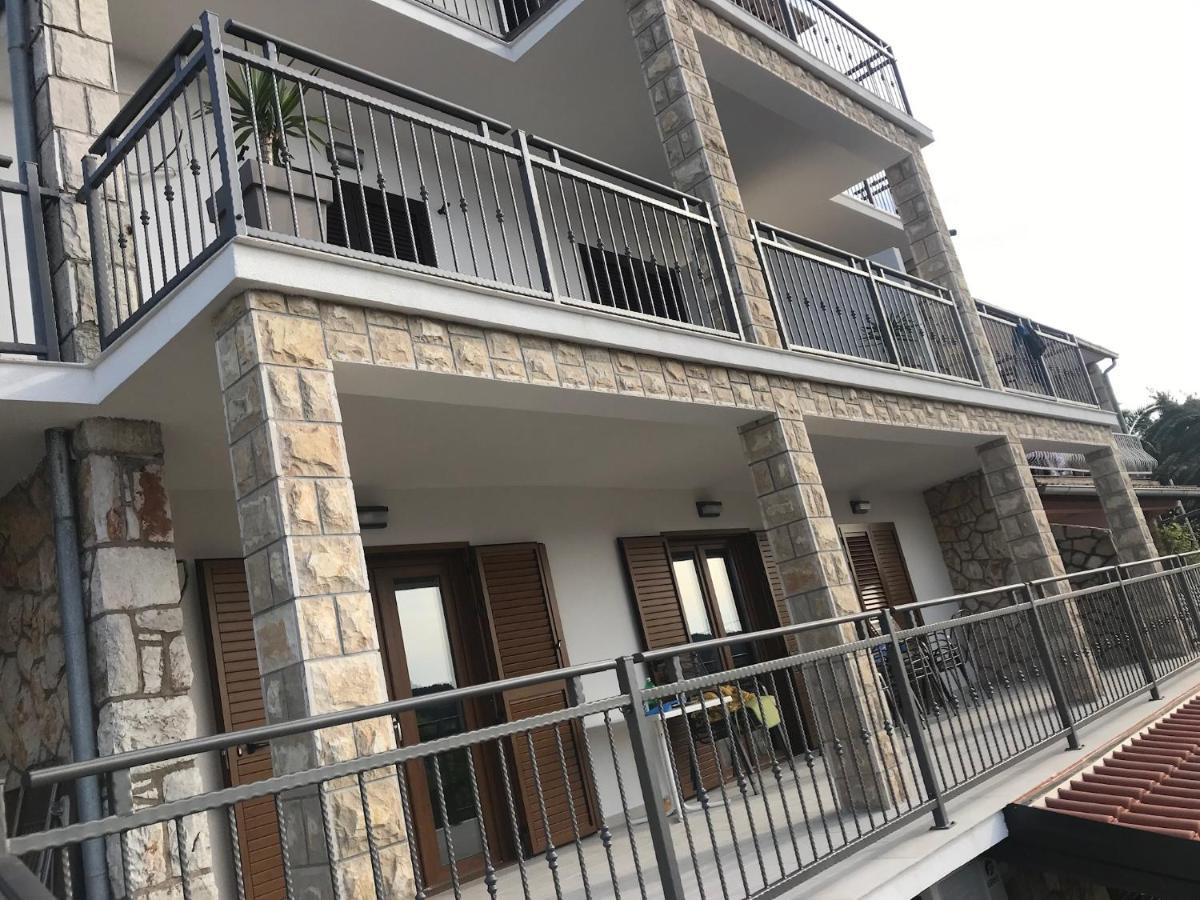Apartments Vinka Елса Экстерьер фото